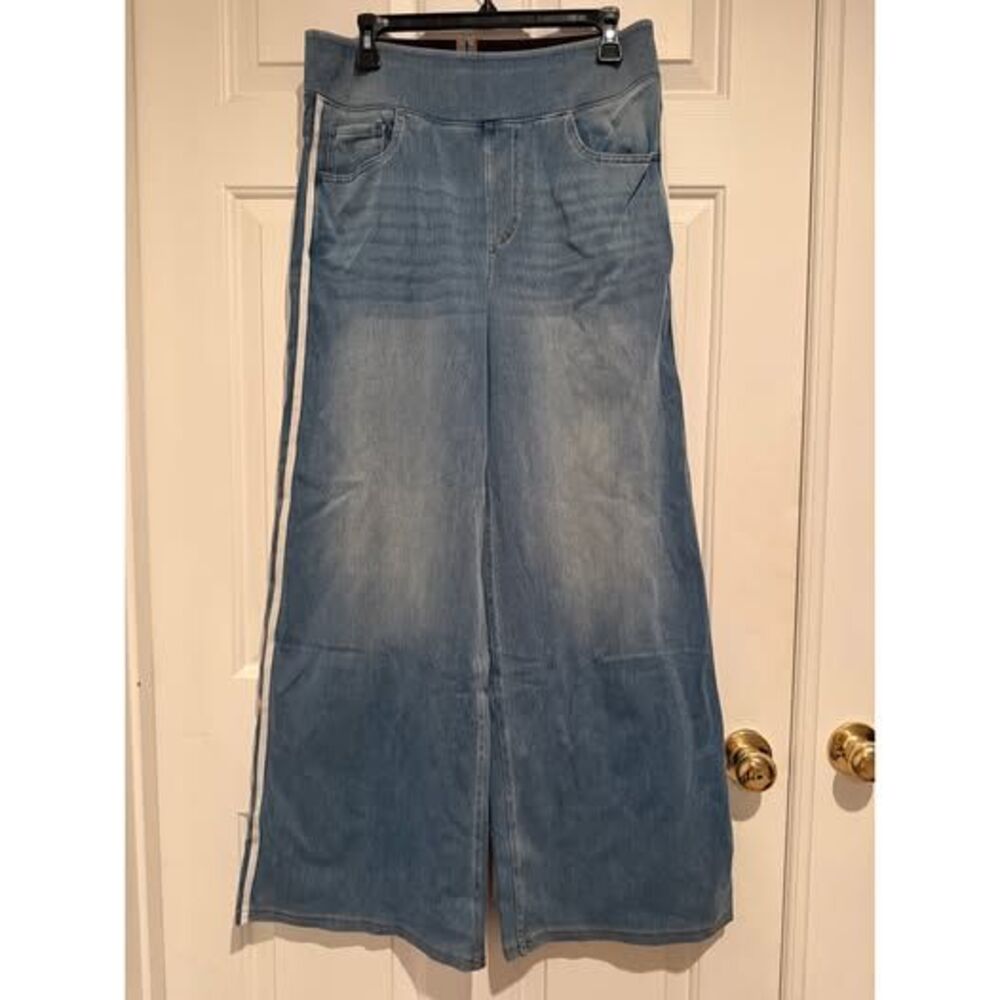 163. Halara Wide leg denim look side stripes Large